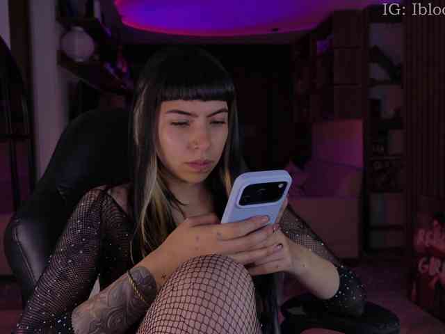 Modella: SaraaDesire