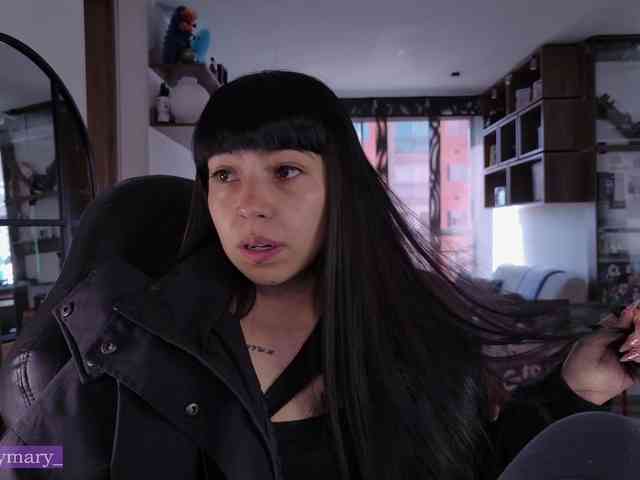 Modella: SaraaDesire