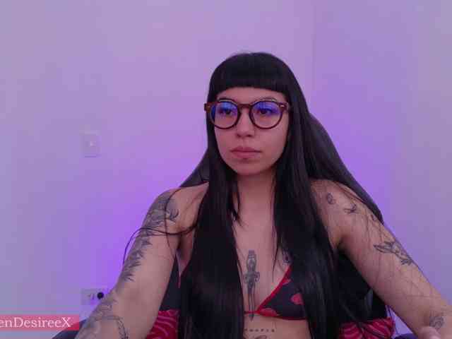 Modella: SaraaDesire