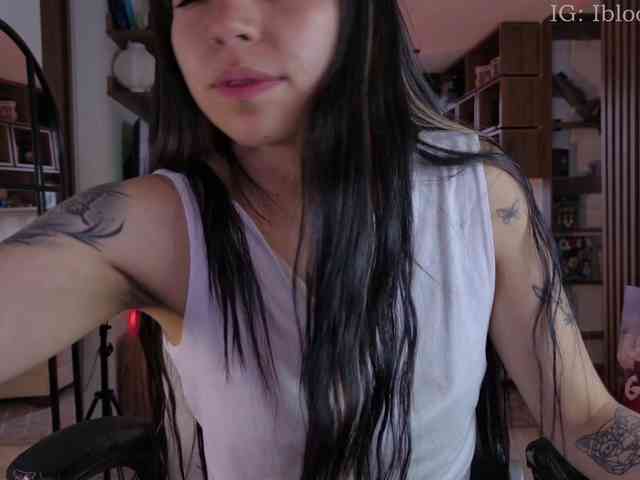 SaraaDesire webcam