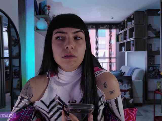 SaraaDesire webcam