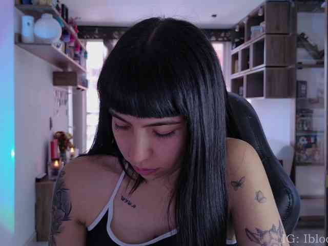 Modella: SaraaDesire