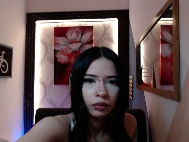 luuciaa-Moor live cam on BongaCams