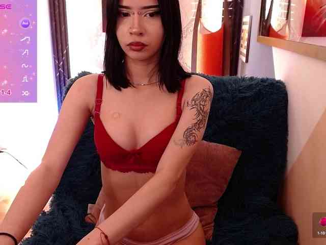 luuciaa-Moor webcam