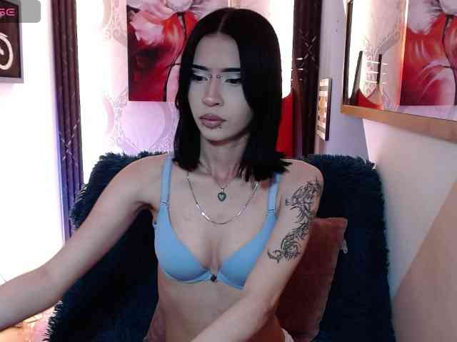luuciaa-Moor webcam