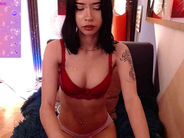 luuciaa-Moor webcam
