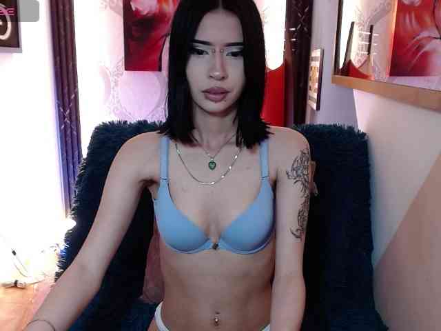 luuciaa-Moor webcam