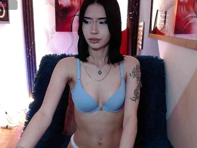 luuciaa-Moor webcam