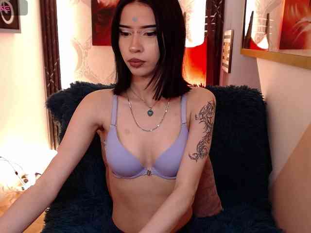 luuciaa-Moor webcam