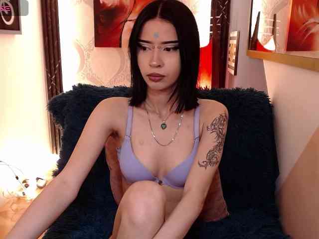 luuciaa-Moor webcam