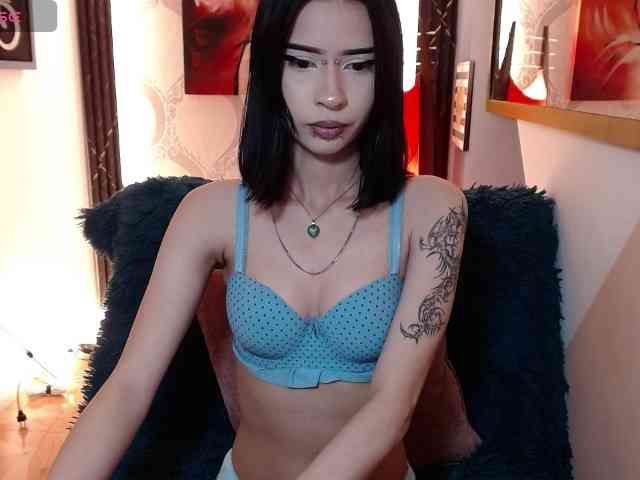 luuciaa-Moor webcam
