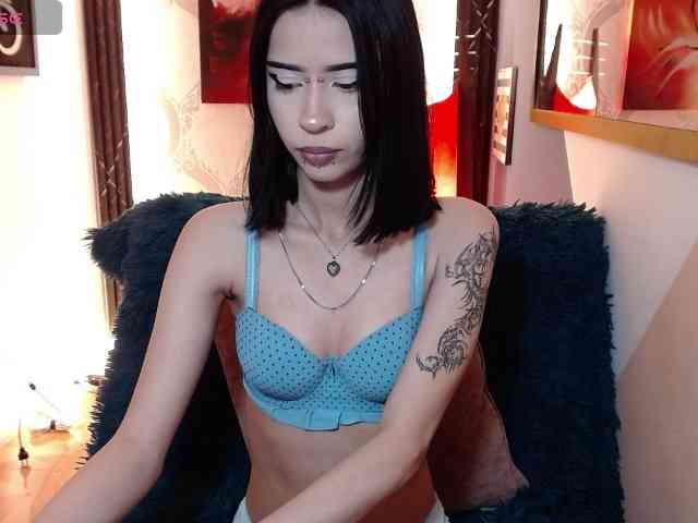 luuciaa-Moor webcam