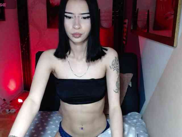 luuciaa-Moor webcam
