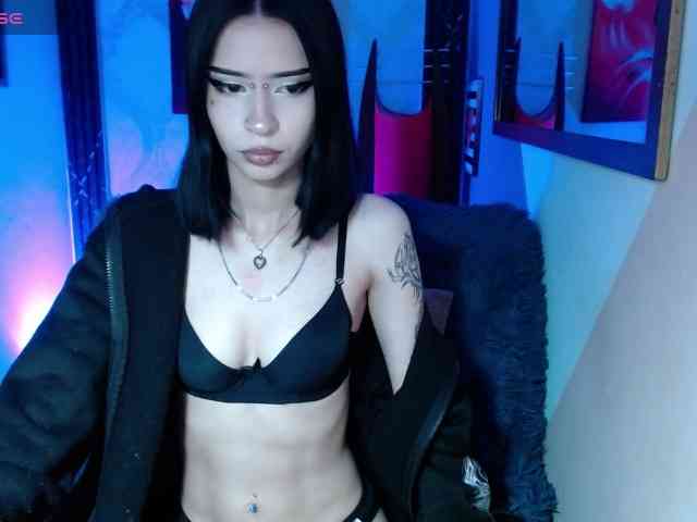 luuciaa-Moor webcam