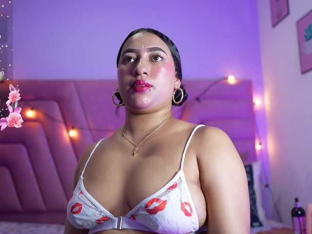 softlatina live cam on BongaCams