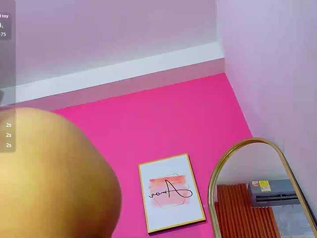 softlatina live cam on BongaCams