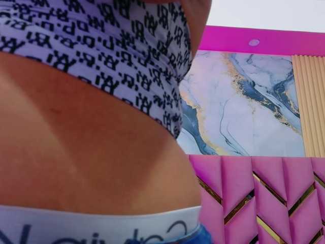 softlatina live cam on BongaCams