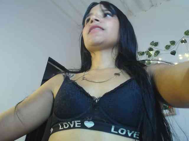 kathalina28 Live Webcam on BongaCams
