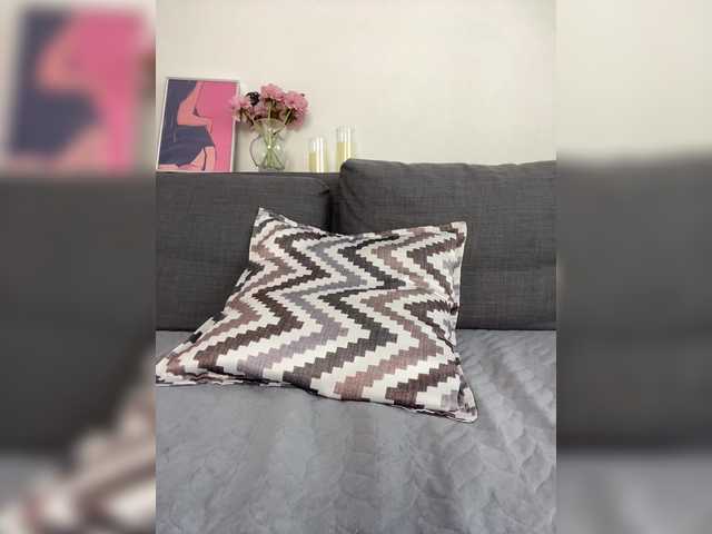 Sofa-crysta live webcam show