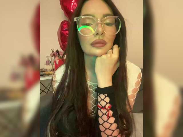 Sofa-crysta live cam on BongaCams