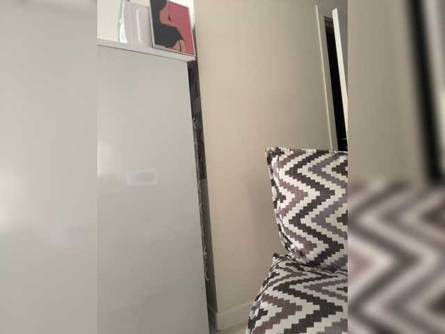 Sofa-crysta, en vivo ahora en BongaCams