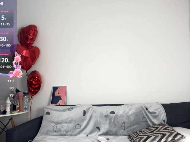 Sofa-crysta live cam on BongaCams