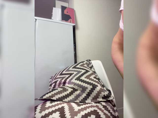 Sofa-crysta live cam on BongaCams