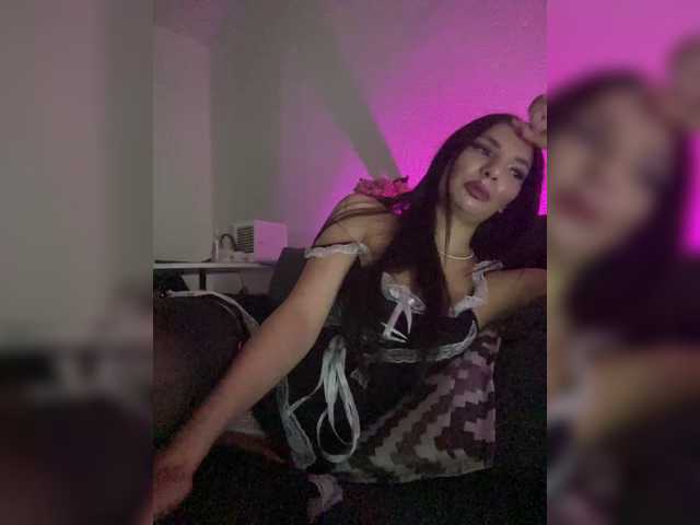Sofa-crysta live cam on BongaCams