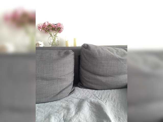 Sofa-crysta live webcam show