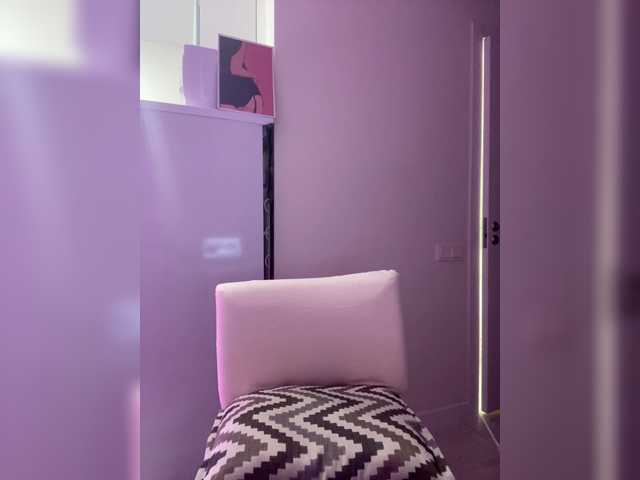 Sofa-crysta live cam on BongaCams