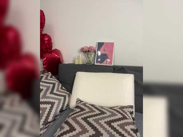 Sofa-crysta live cam on BongaCams