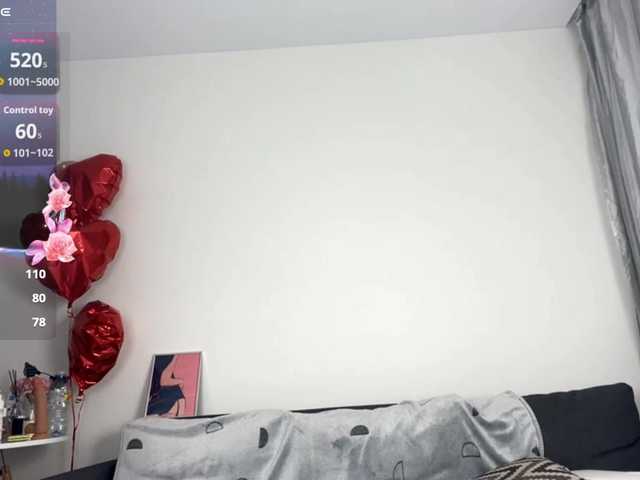 Sofa-crysta live cam on BongaCams