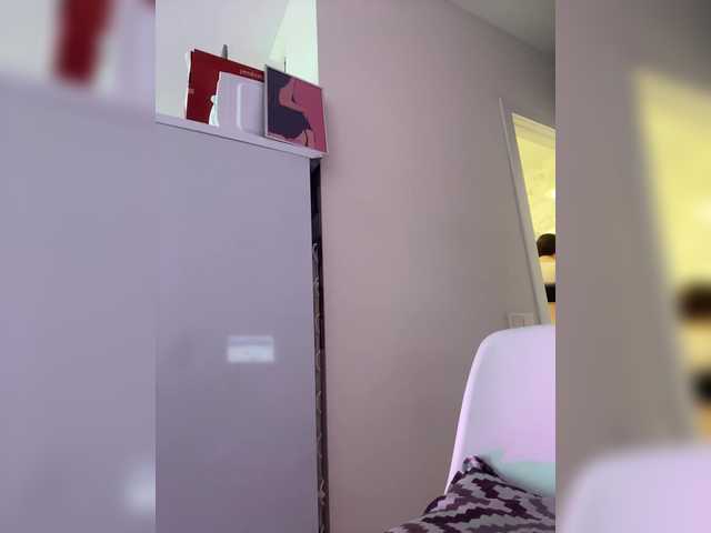 Sofa-crysta live cam on BongaCams