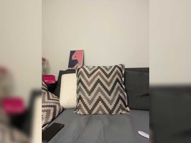 Sofa-crysta live cam on BongaCams