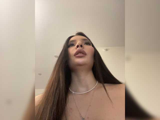 Sofa-crysta live cam on BongaCams