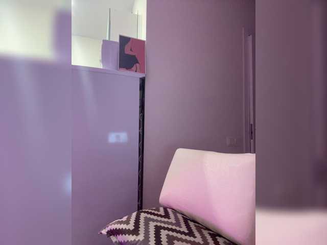 Sofa-crysta live cam on BongaCams