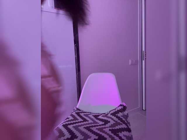 Sofa-crysta live cam on BongaCams