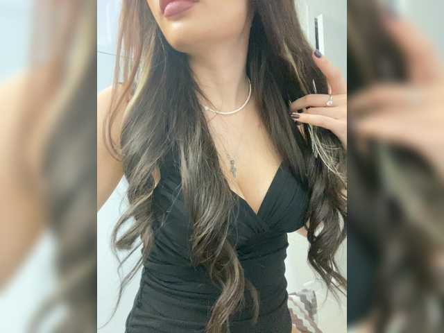 Sofa-crysta live cam on BongaCams