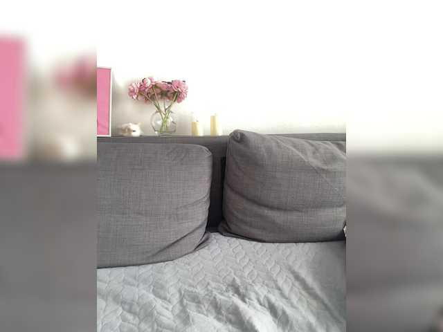 Sofa-crysta live webcam show
