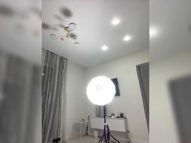 Sofa-crysta live cam on BongaCams