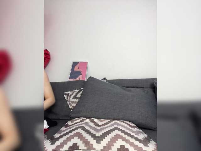 Sofa-crysta live cam on BongaCams