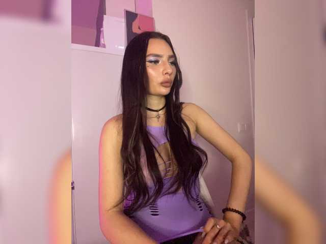 Sofa-crysta live cam on BongaCams