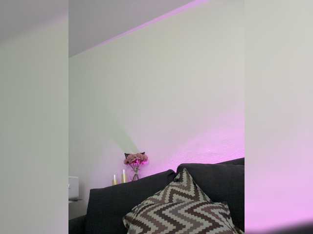 Sofa-crysta live cam on BongaCams