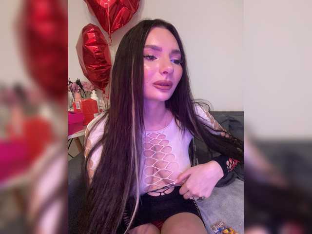 Sofa-crysta live cam on BongaCams