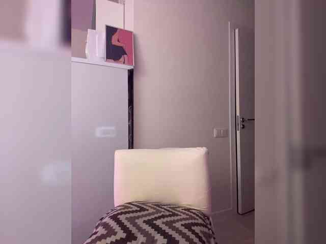 Model: Sofa-crysta