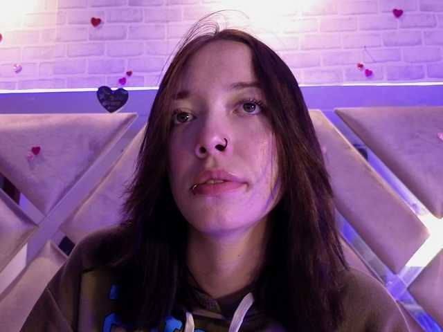 HarperWest live cam on BongaCams