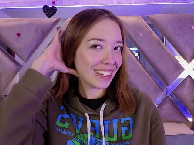 HarperWest live cam on BongaCams