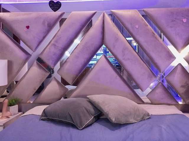 HarperWest live cam on BongaCams