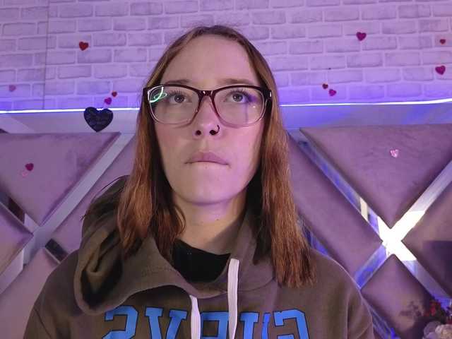 HarperWest live cam on BongaCams