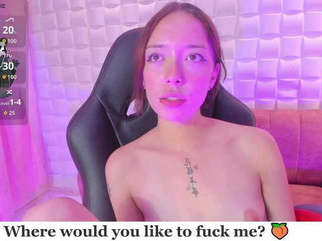 HarperWest live cam on BongaCams